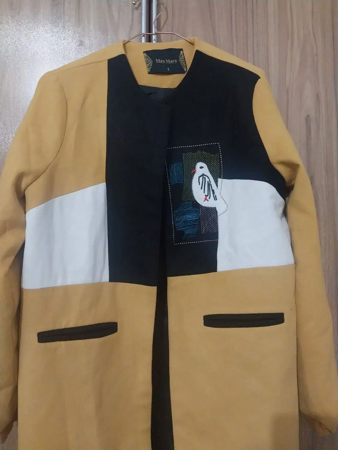 پالتودرحدنو|لباس|قرچک, باقرآباد|دیوار