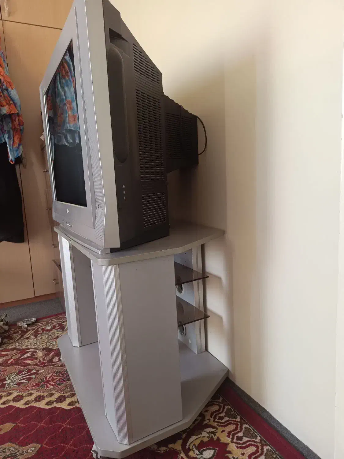 تلویزیون|تلویزیون و پروژکتور|تبریز, |دیوار