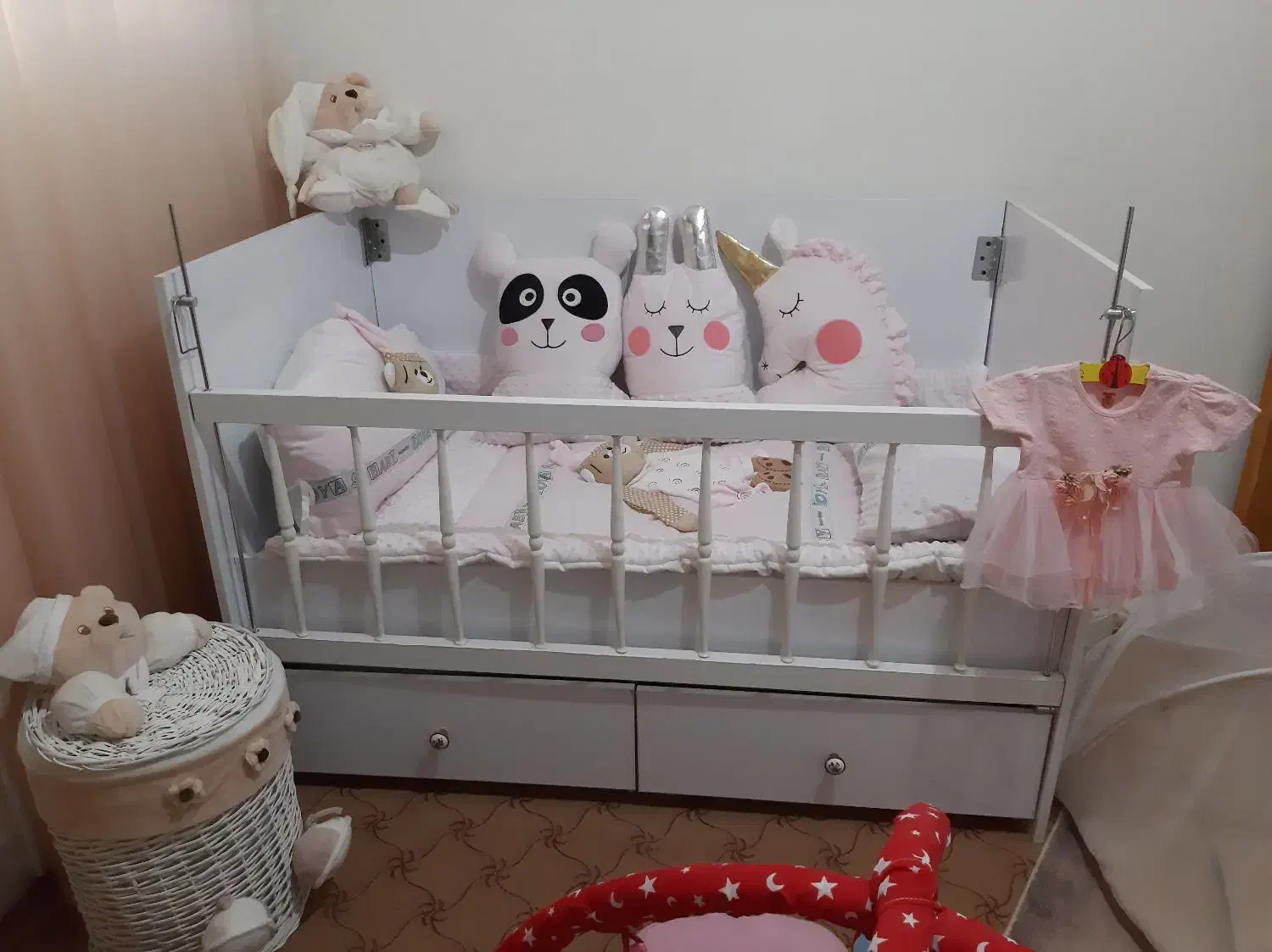 تخت کودک|تخت و سرویس خواب|قم, هفت تیر|دیوار