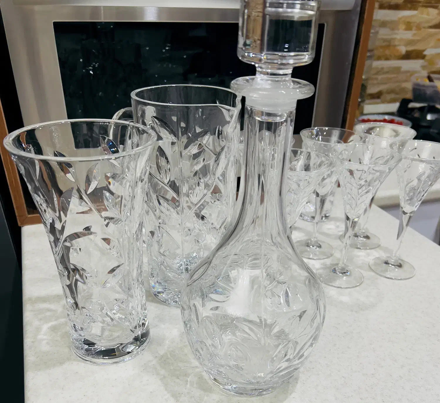 کریستال لاروس وتعدادی ظروف وگلدان|ظروف سرو و پذیرایی|تهران, فدک|دیوار