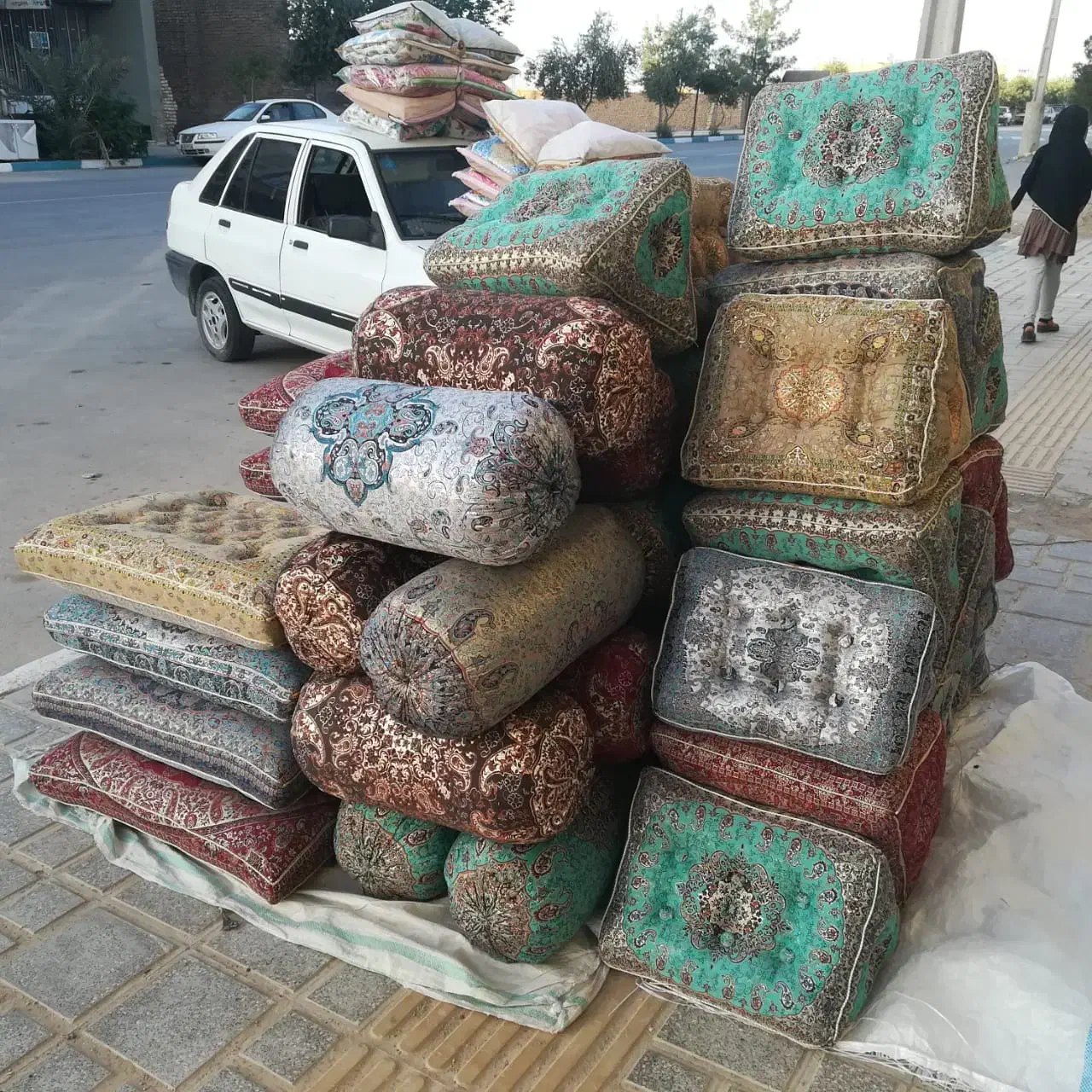 شاه نشین فقط با ۶۵۰ تومن|پشتی|یزد, |دیوار