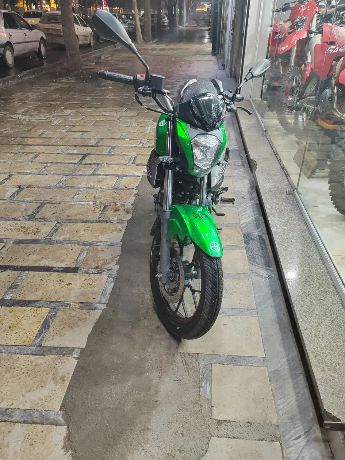 بنلی 150|موتورسیکلت|بروجرد, |دیوار