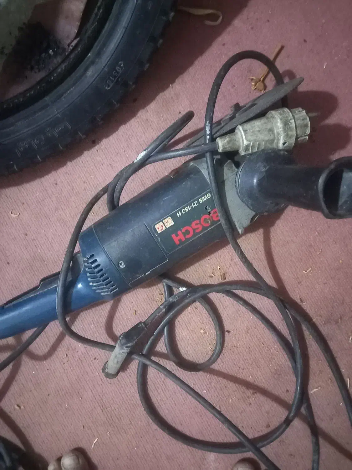 اَره ی بنزینی خیلی کم کار و هلتی و سنگ بوش|ابزارآلات|خورموج, |دیوار