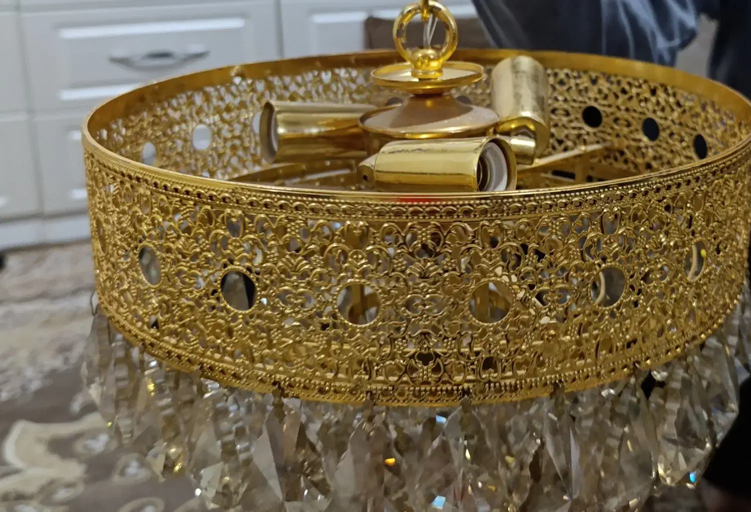 لوستر نونو رنگ ثابت بسیار شیک و خوشگل|لوستر و چراغ آویز|تهران, گلچین|دیوار