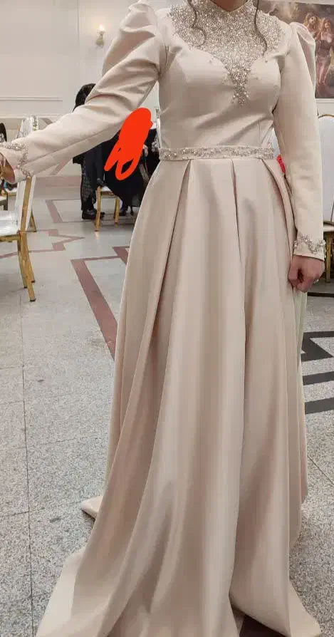 مجلسی لباس|لباس|پیشوا, |دیوار