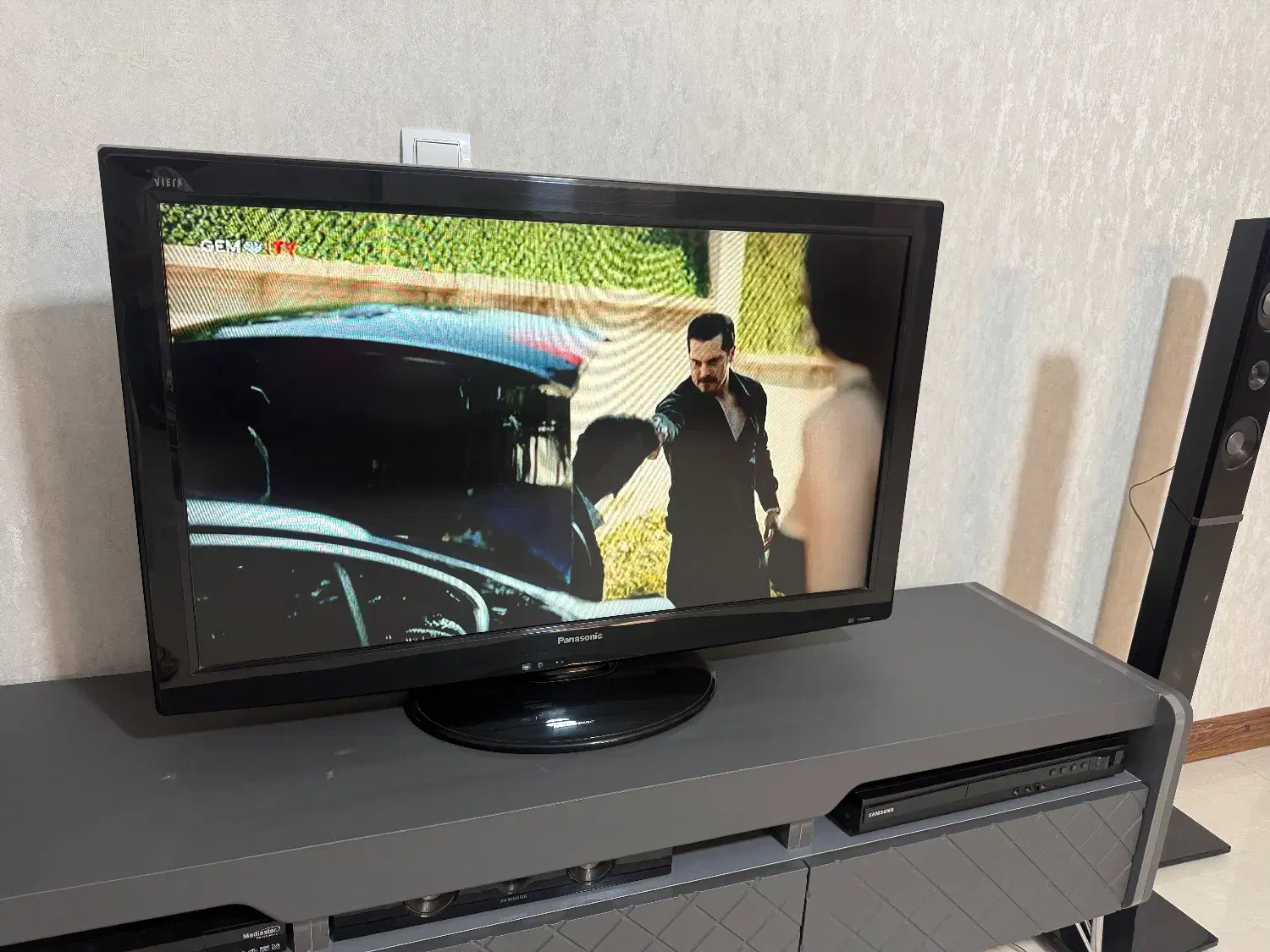 تلویزیون 40 اینچ پاناسونیک|تلویزیون و پروژکتور|اصفهان, شهریار|دیوار