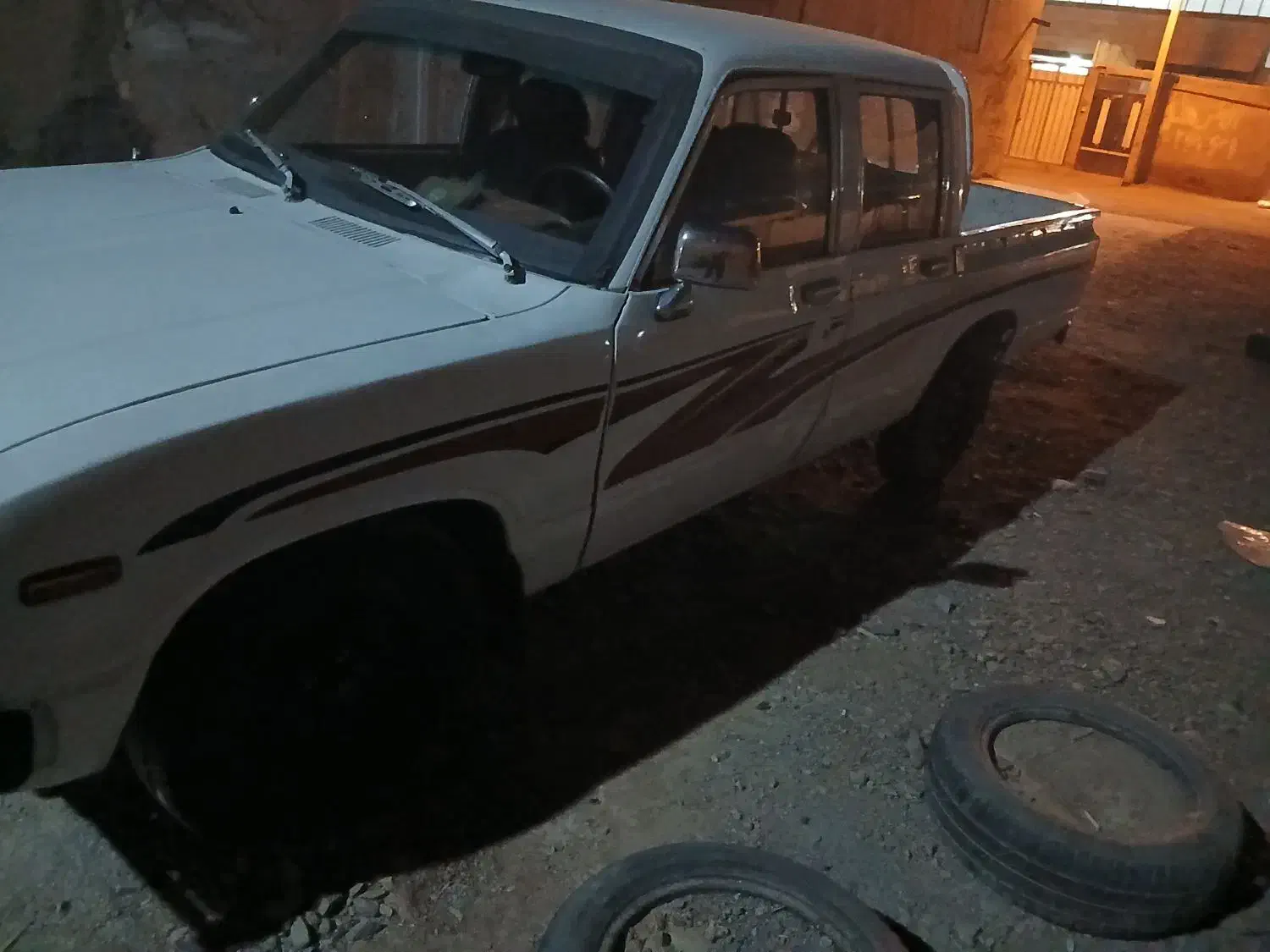 تویوتا دوکابین هایلوکس ۸۳|خودرو سواری و وانت|کاشمر, |دیوار