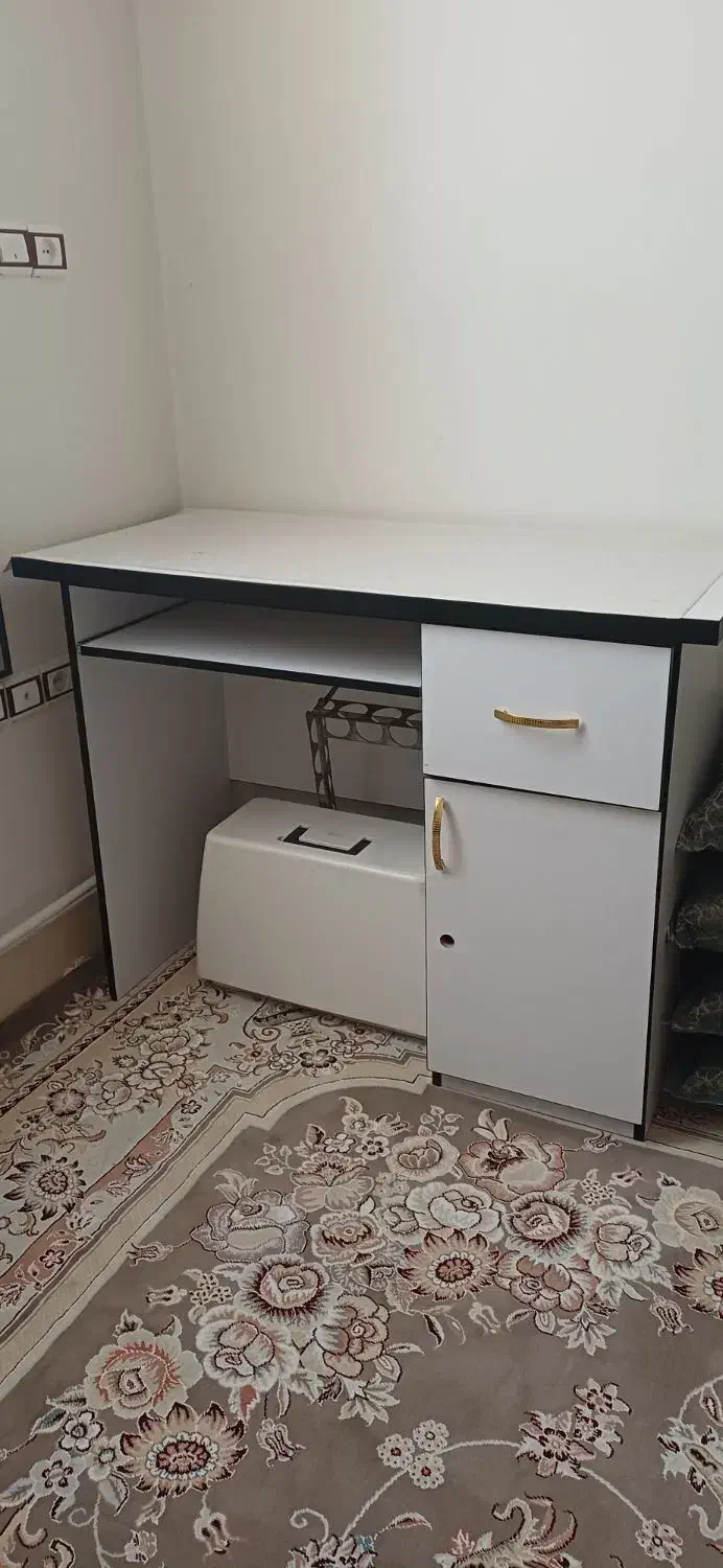 میز تحریر|میز تحریر و کامپیوتر|زنجان, |دیوار