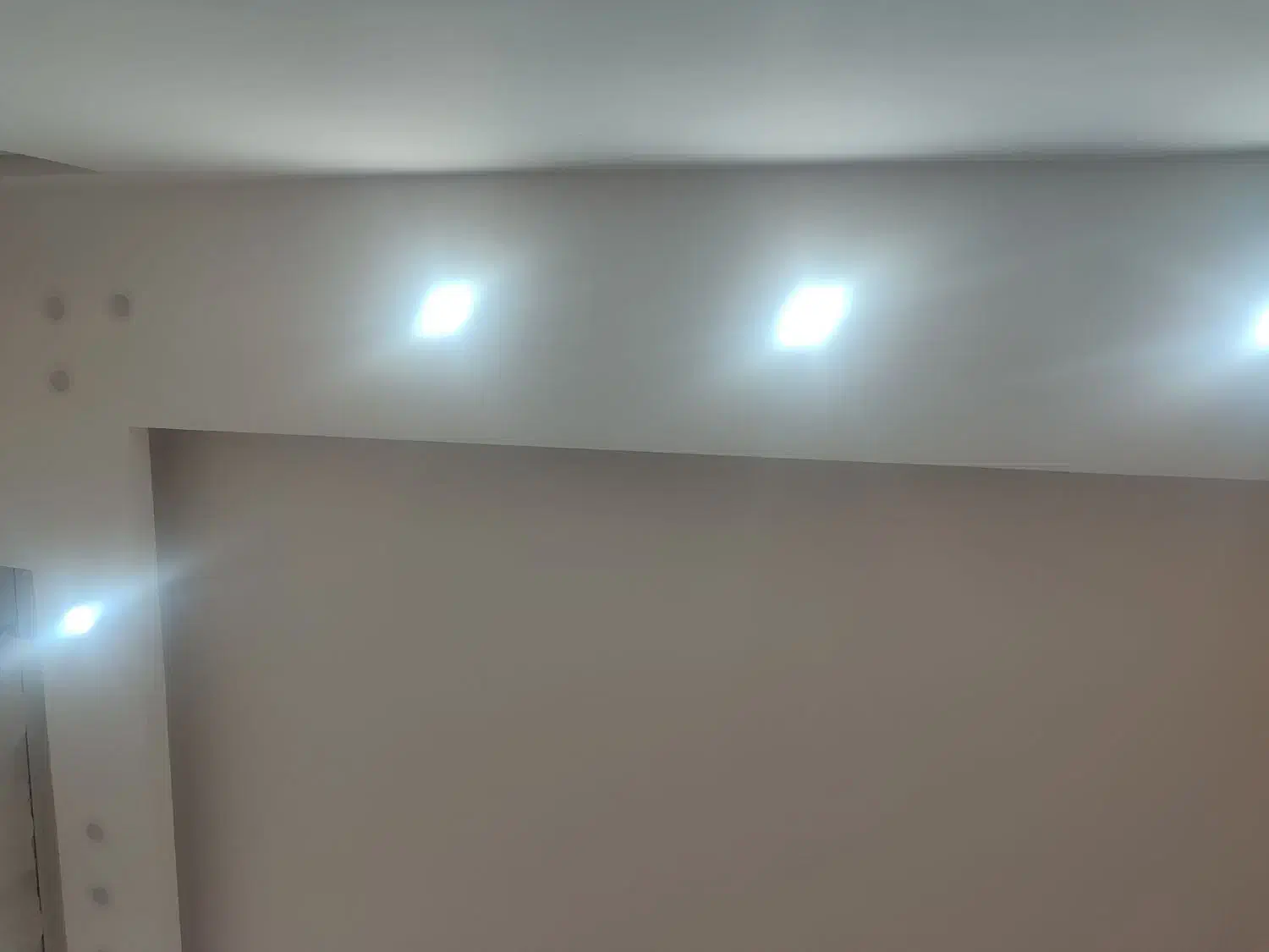 نقاشی ساختمان و کناف صفر تا صد|خدمات پیشه و مهارت|سنندج, |دیوار