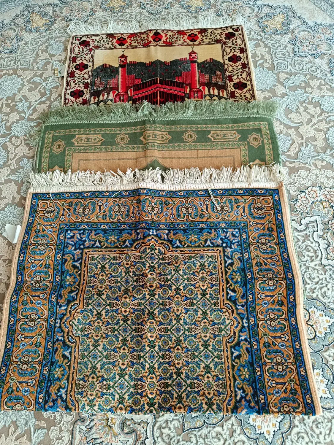 سجاده نمازی|فرش|کازرون, |دیوار