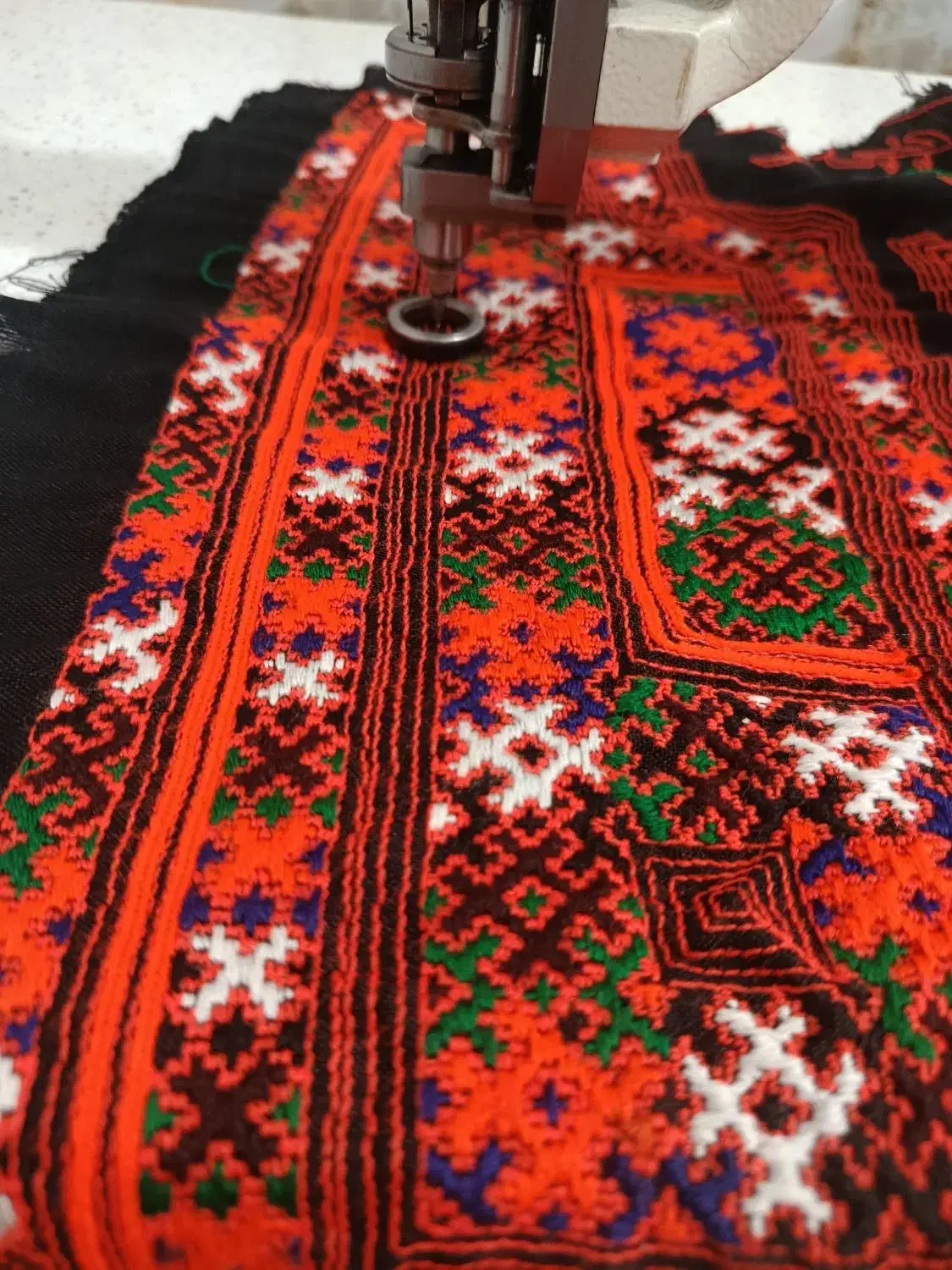 زه دوزی پنجاهزار زیرقیمت بازار|لباس|سراوان, |دیوار