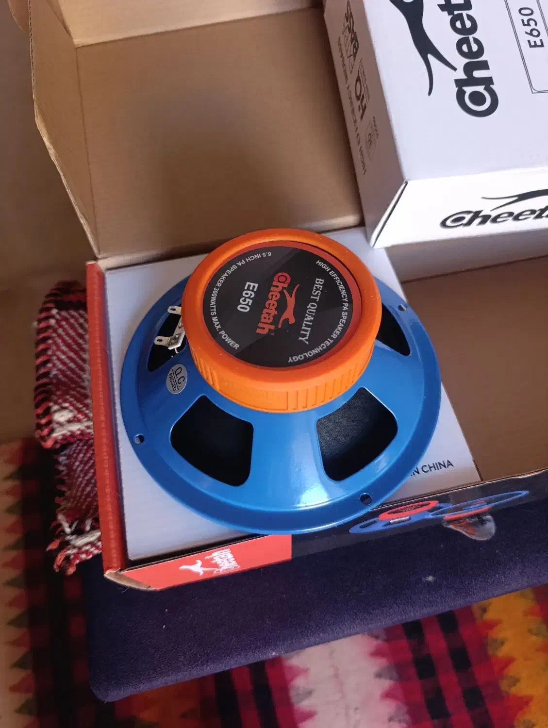 باند مارک چیتا|صوتی و تصویری|شیراز, کوشک میدان|دیوار