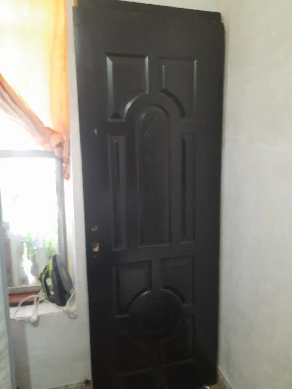 دوتادرب 2متردر75سانت به خاطرکمبود جامیفروشمش|حراج|کازرون, |دیوار