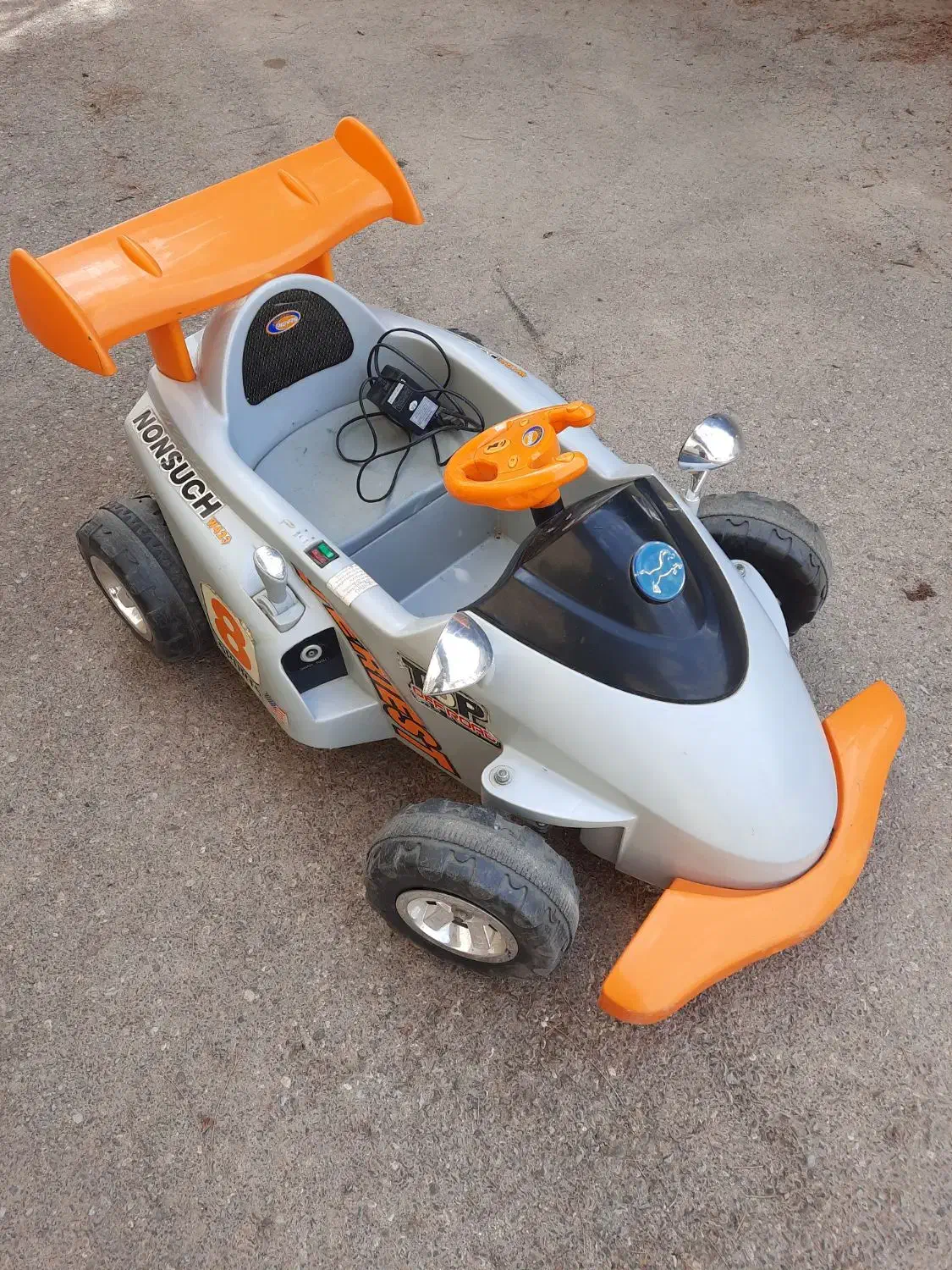 ماشین شارژی|اسباببازی بچه|مشهد, سجاد شهر|دیوار