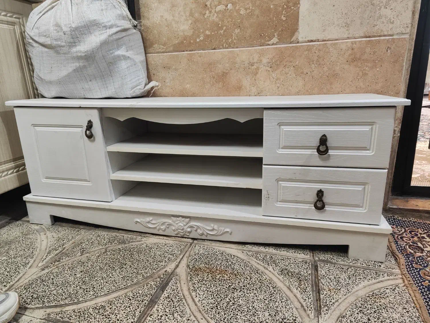 میز تلویزیون نونو|میز تلویزیون|ری, علایین|دیوار