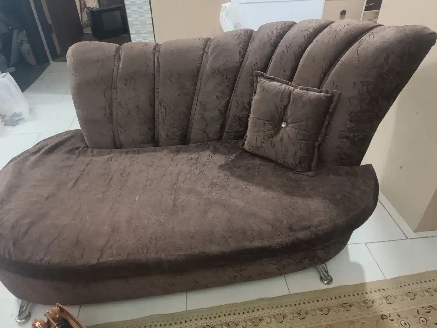 مبلمان|مبلمان خانگی و میز عسلی|گلبهار, شهر جدید گلبهار|دیوار