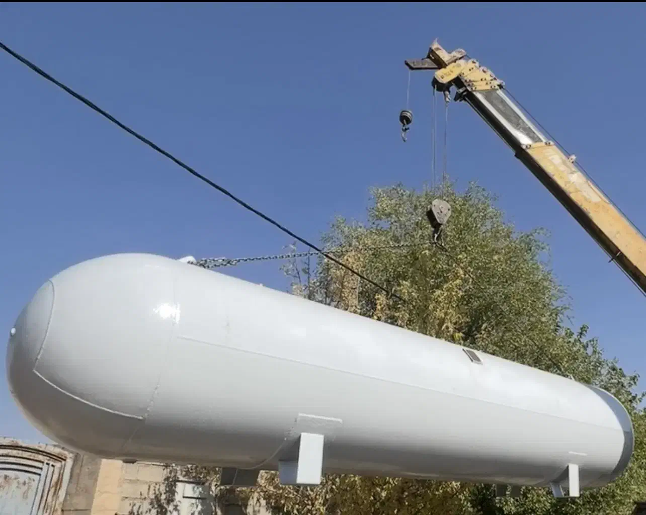 مخزن گاز مایع LPG|مصالح و تجهیزات ساختمان|شیراز, زرهی|دیوار