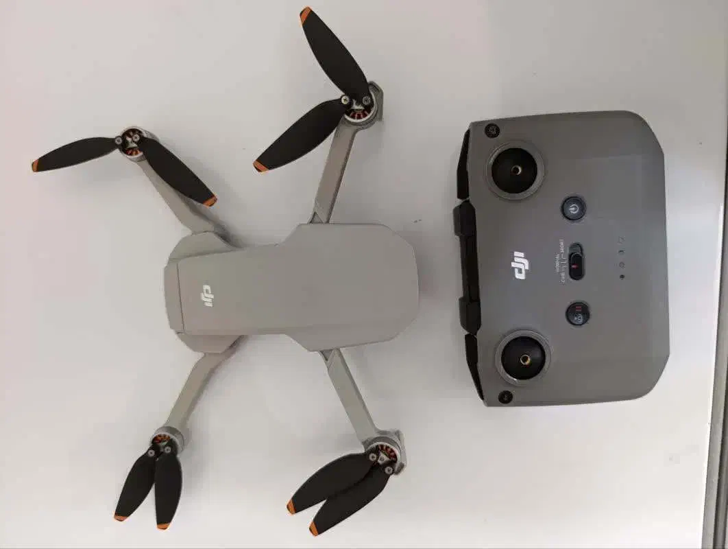 هلیشات مویک مینی 2 se پلاک دار|دوربین عکاسی و فیلم‌برداری|کرمانشاه, |دیوار