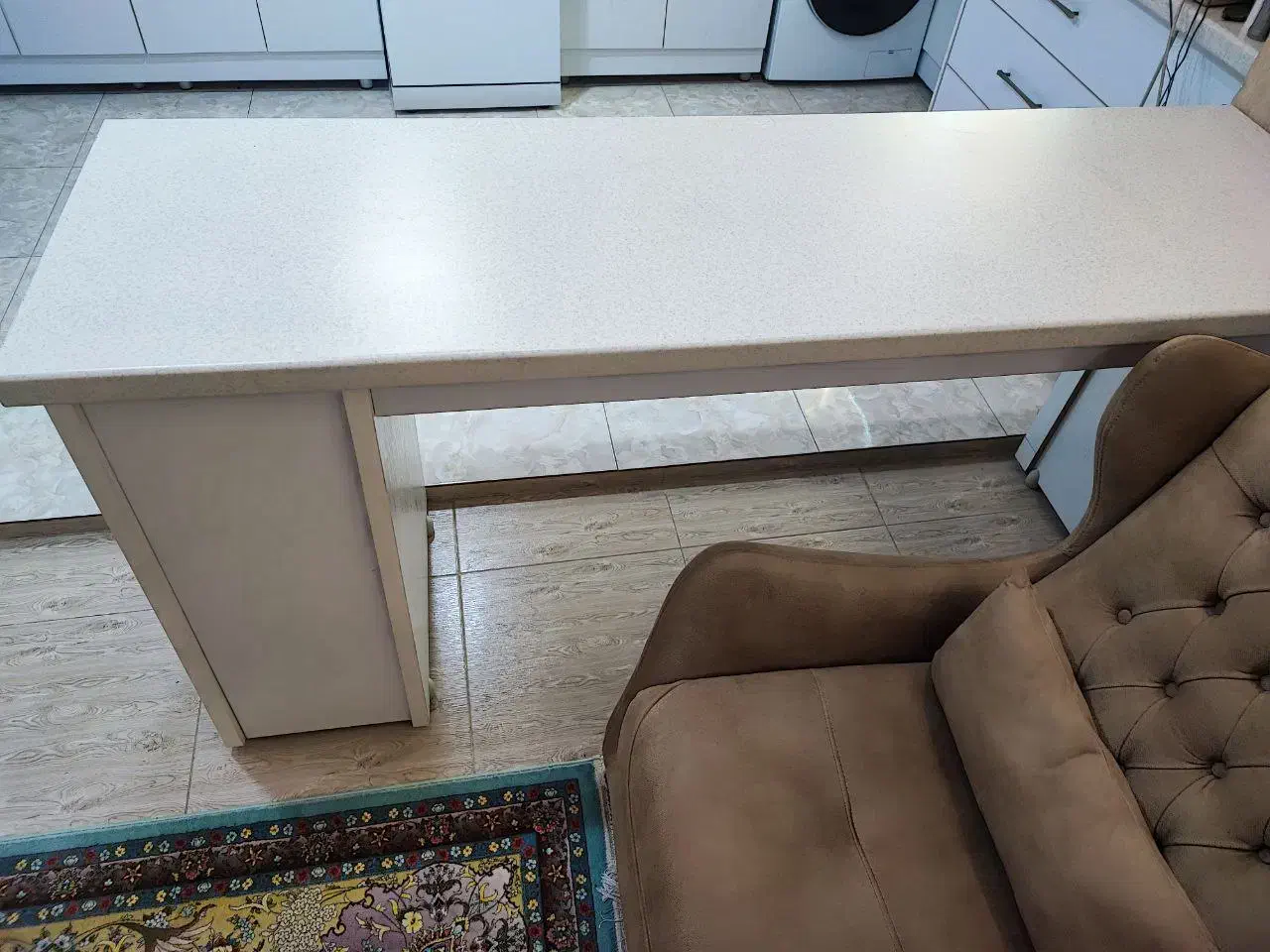 کانتر نهارخوری|میز و صندلی غذاخوری|اندیشه, اندیشه فاز ۴|دیوار