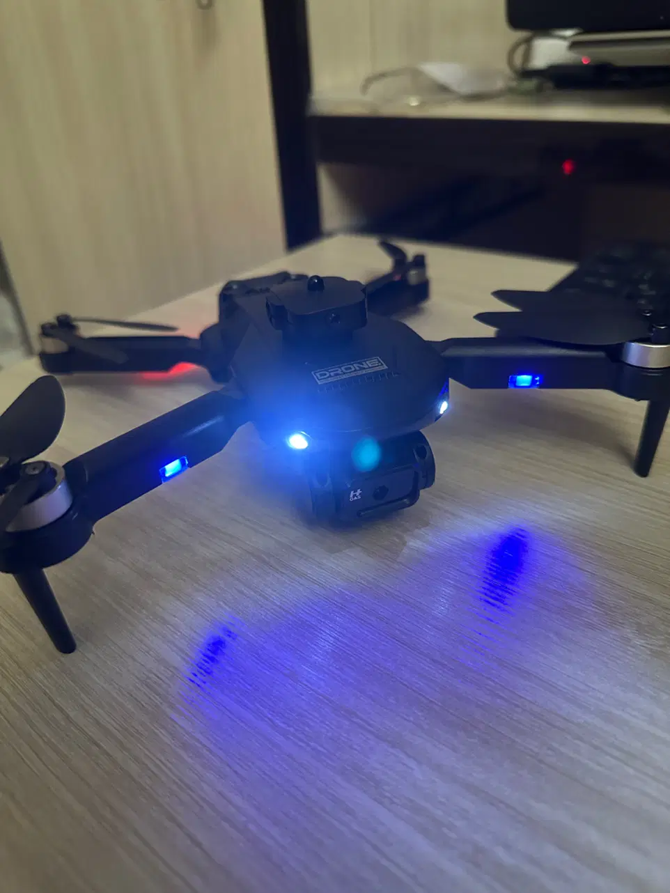 پهباد با متور براشلس و سیستم FPV پیشرفته|اسباب‌‌بازی|دزفول, |دیوار