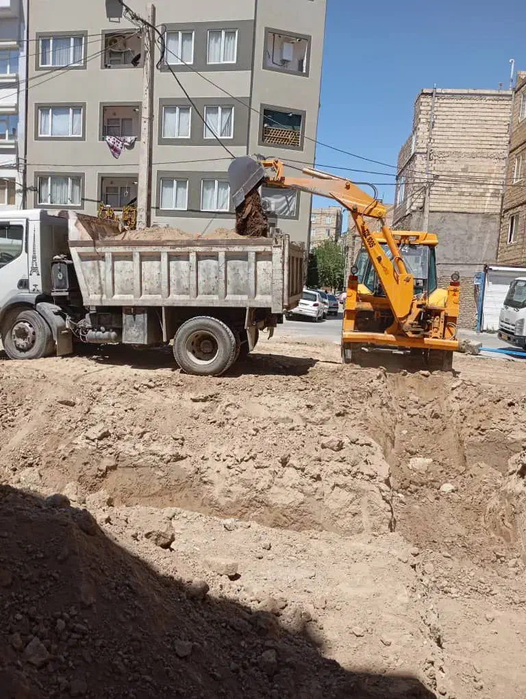 بیل مکانیکی بکهو لودر کمپرسی خاکبرداری|خدمات حمل و نقل|مشهد, طلاب|دیوار