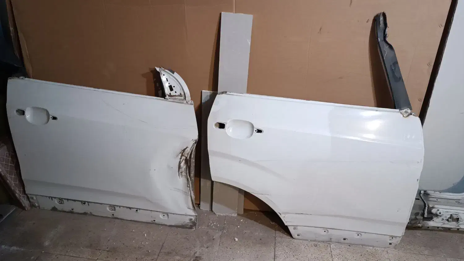 قطعات خودرو|قطعات یدکی و لوازم جانبی|خوی, |دیوار