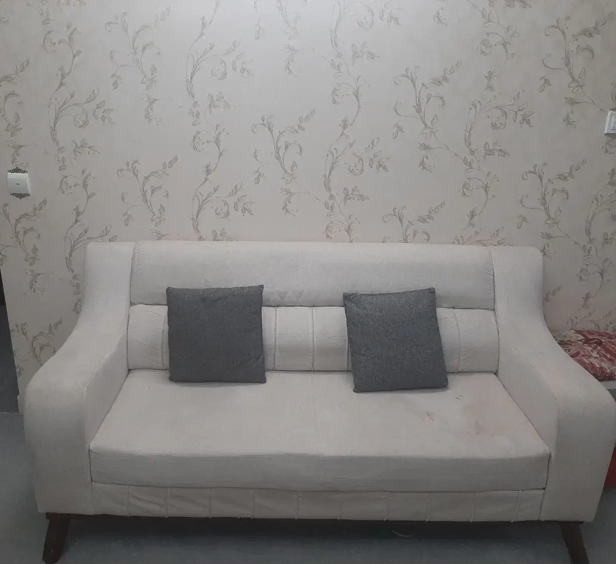 مبل ۷ نفره راحتی|مبلمان خانگی و میز عسلی|ری, عباس‌آباد|دیوار