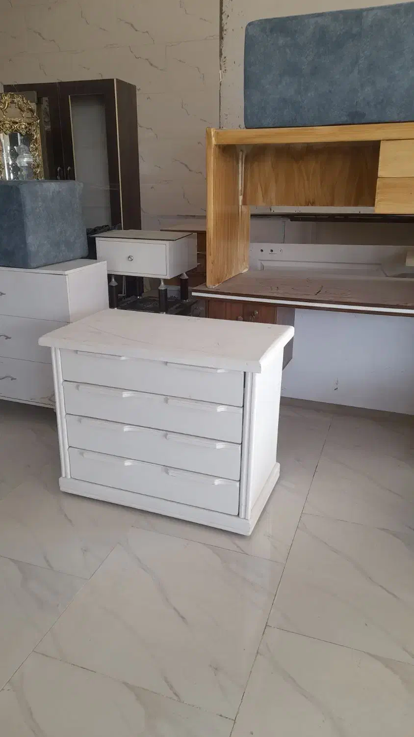 دراور میز ارایش سفید|جاکفشی، کمد، دراور|ارومیه, |دیوار