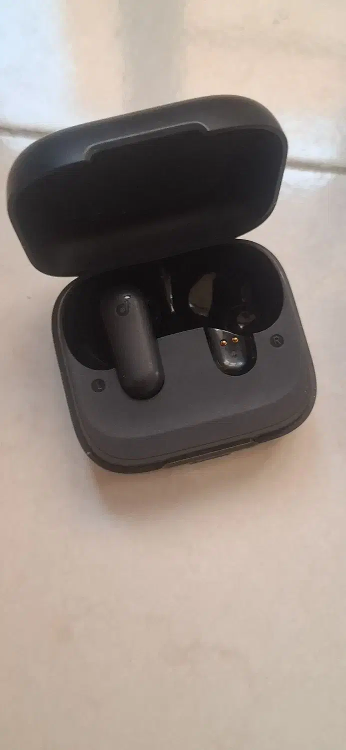 ایرپاد انکرR50 Nc گوش سمت راستش گم شده|لوازم جانبی موبایل و تبلت|تهران, جیحون|دیوار