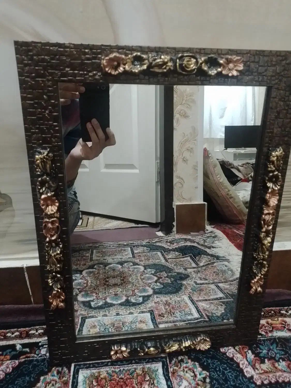 آیینه|آینه|اهر, |دیوار