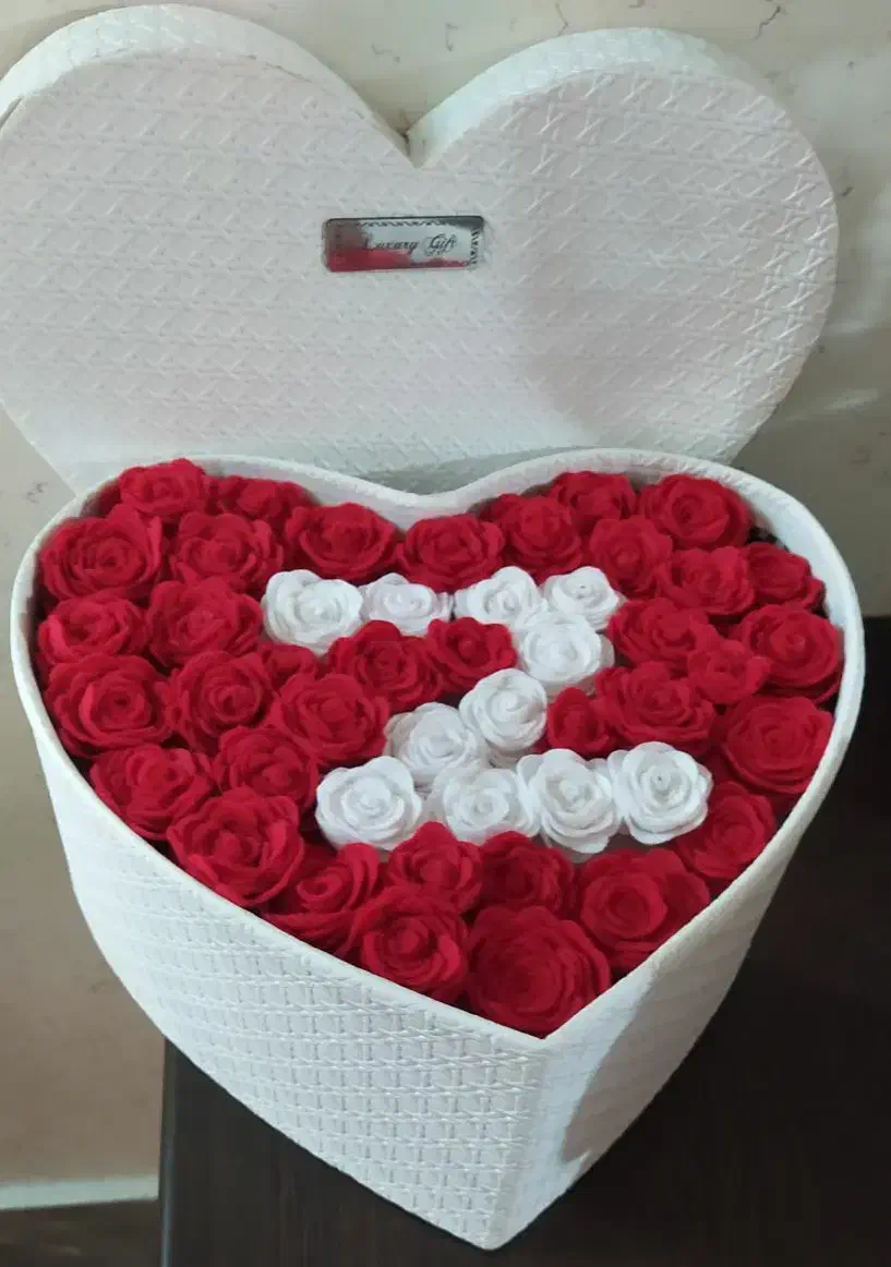 گل هدیه روز مادر و زن|گل مصنوعی|قزوین, |دیوار