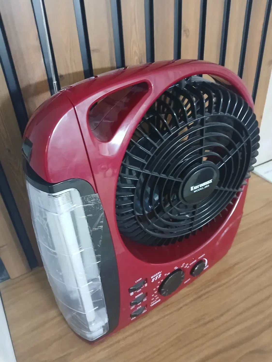 رادیو و پنکه چند کاره با دو چراغ قوه|کلکسیون اشیاء عتیقه|ری, دیلمان|دیوار