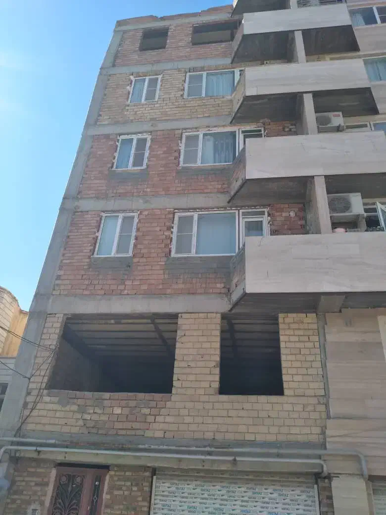 آپارتمان نیمه کاره عارف|فروش آپارتمان|ارومیه, |دیوار