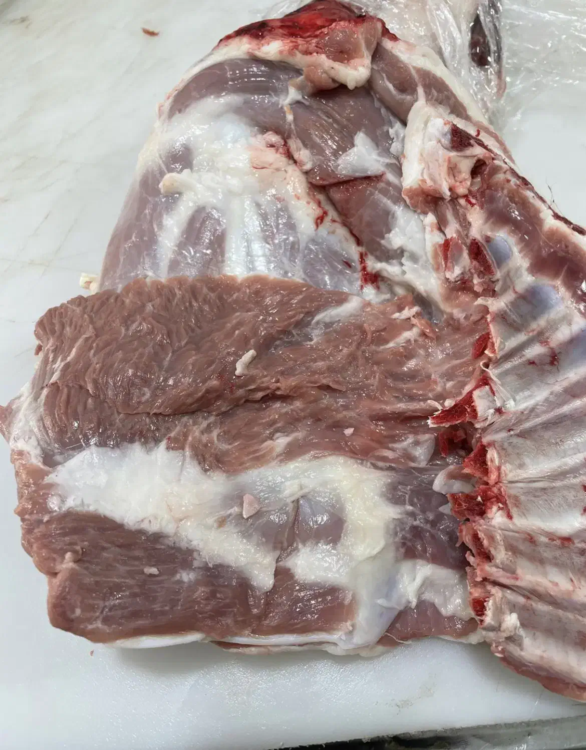 گوشت گوساله و گوسفندی و همبر مخصوص|خوردنی و آشامیدنی|شیراز, سیاه سنگ|دیوار