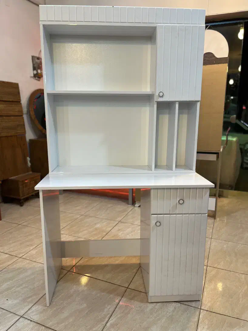 میز تحریر|میز تحریر و کامپیوتر|میاندوآب, |دیوار