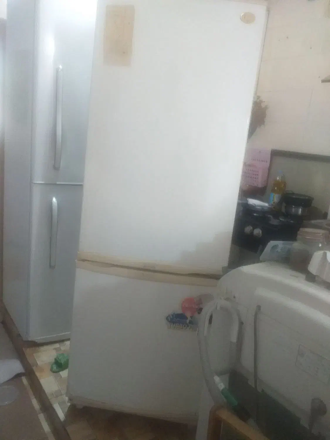 مبل ویخچال فریزرمناسب باغ|مبلمان خانگی و میز عسلی|شیراز, کفترک|دیوار