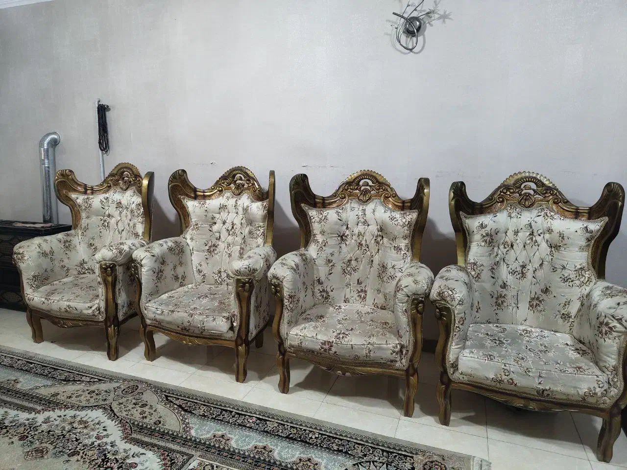 مبل سلطنتی ۹ نفره|مبلمان خانگی و میز عسلی|رشت, لاکان شهر|دیوار