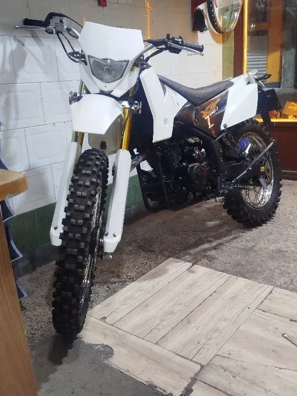 فلات 250|موتورسیکلت|تبریز, |دیوار