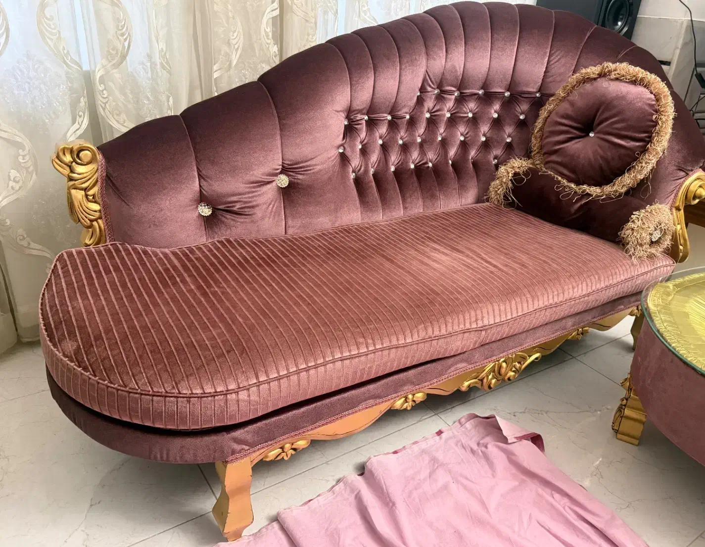 مبلمان ۸ نفره|مبلمان خانگی و میز عسلی|الیگودرز, |دیوار