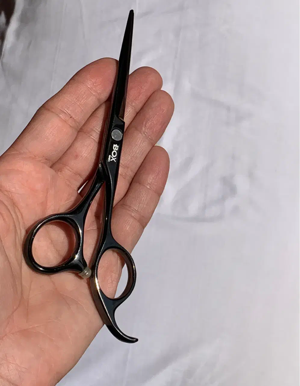 قیچی کوتاهی|آرایشگاه و سالنهای زیبایی|سنندج, |دیوار