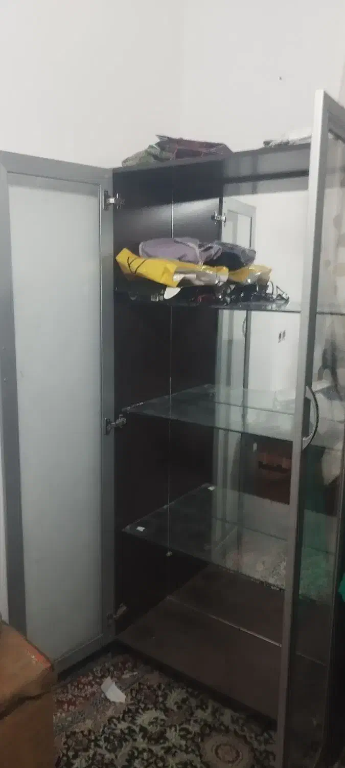 بوفه پشت تمام آینه ای|بوفه، ویترین، کنسول|کرمان, |دیوار