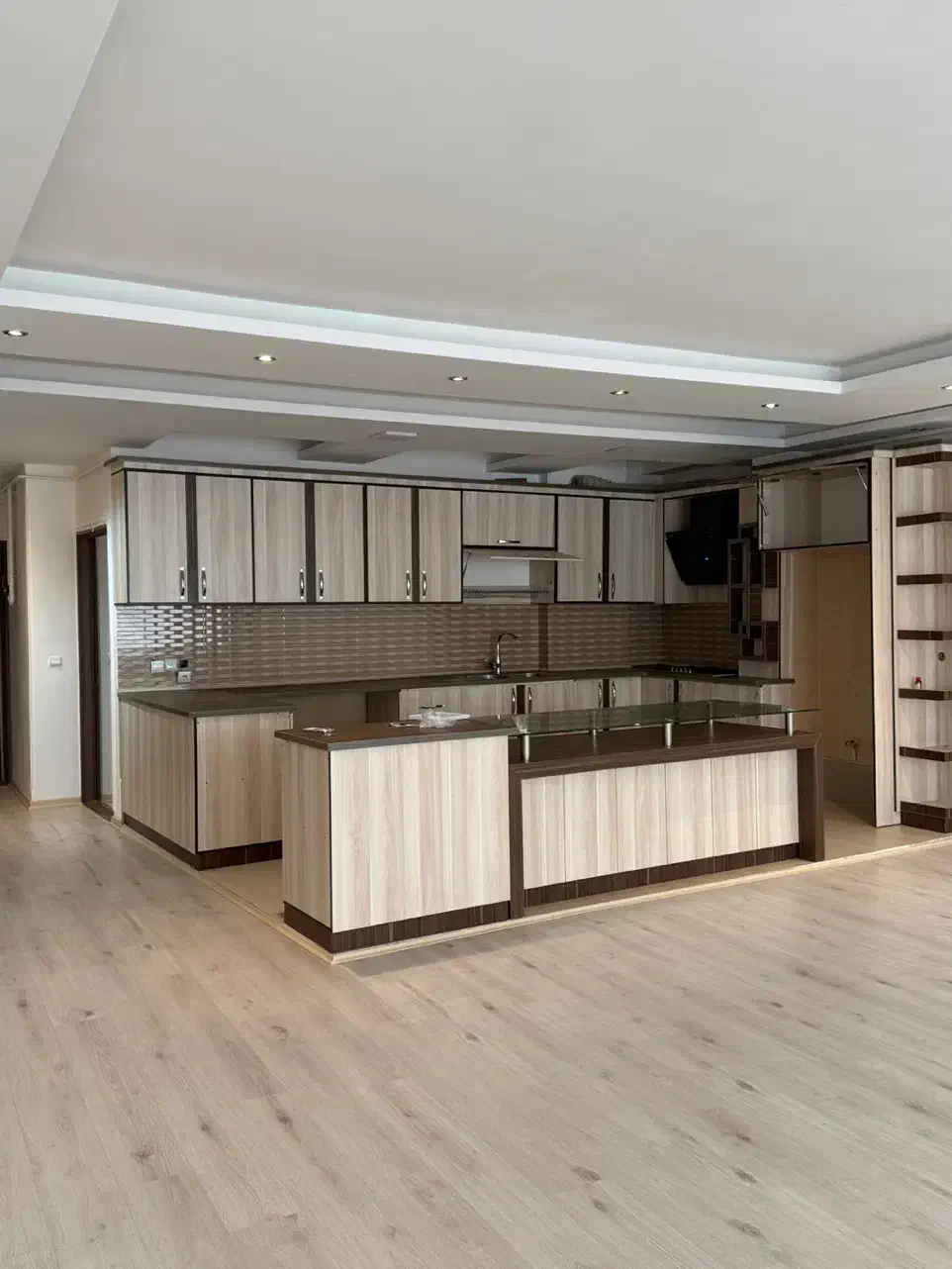 اجاره اپارتمان ۱۳۰متر /برق|اجارهٔ آپارتمان|ارومیه, |دیوار