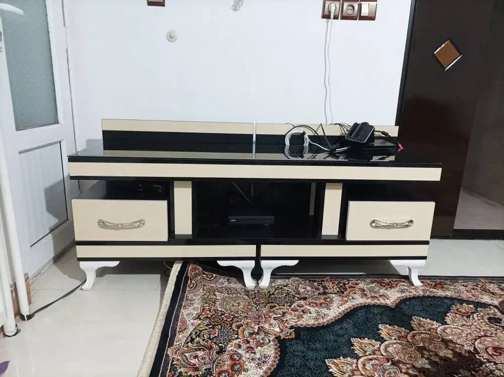 میز تلویزیون|میز تلویزیون|گیلوان, |دیوار