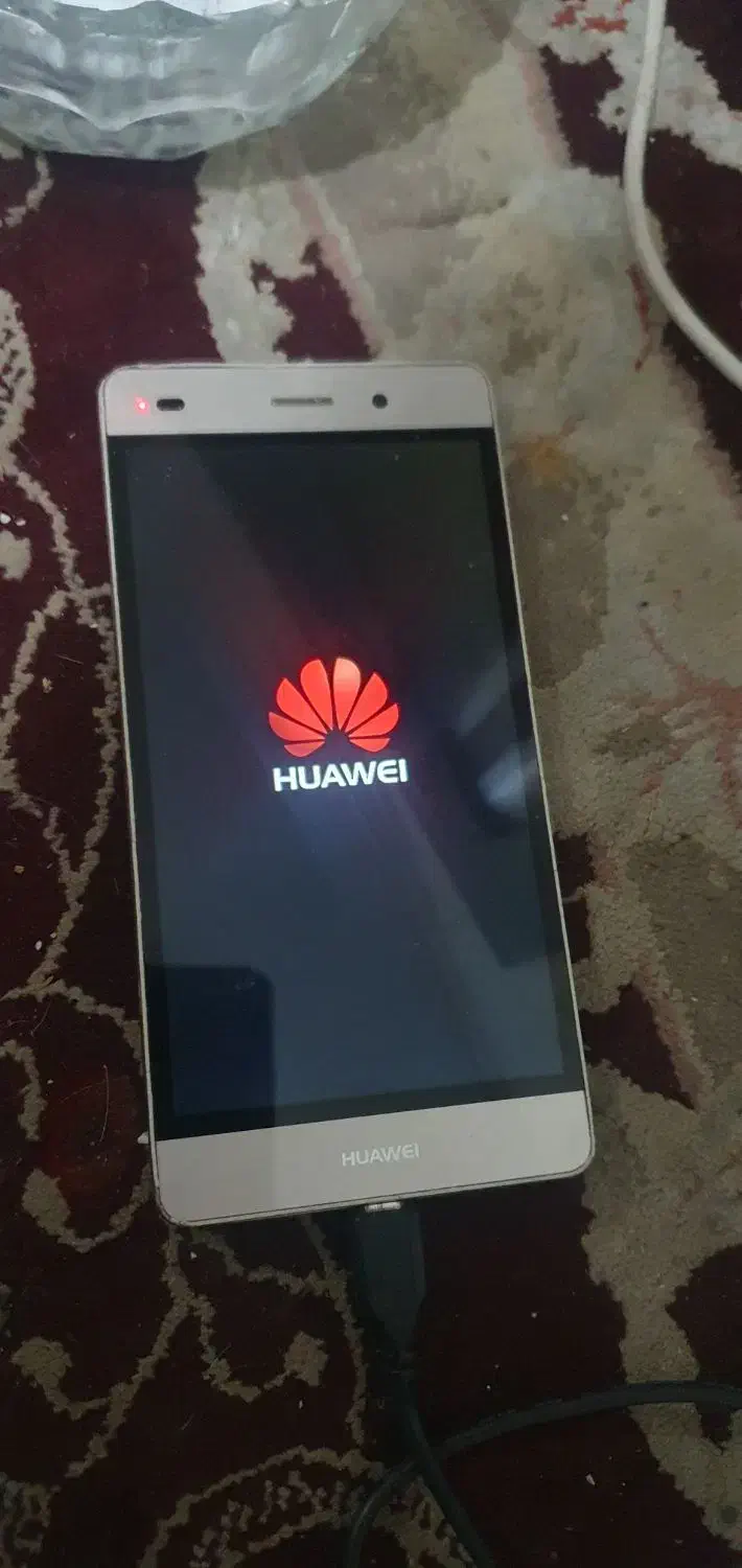 هواوی پی هشت لایت|موبایل|قدس, شهرقدس|دیوار