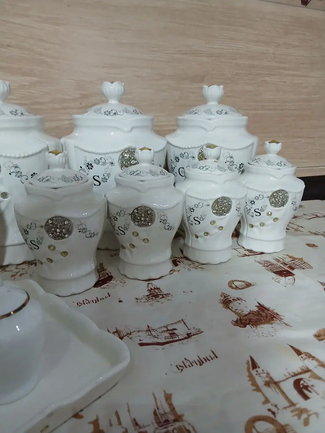 جا ادویه ای کامل با نمکدان و جا آبلیمویی|ظروف سرو و پذیرایی|شاهینشهر, عطار|دیوار