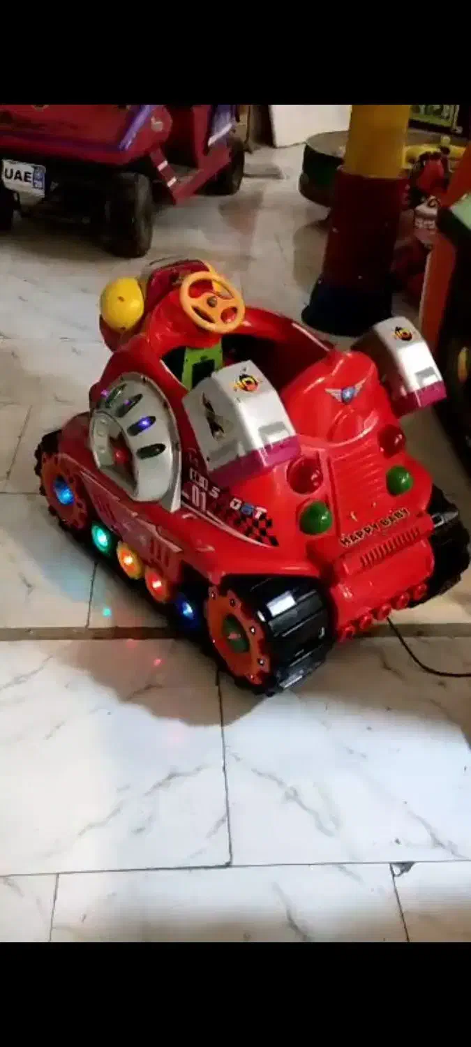 تکاندهنده وارداتی با رقص نور و موزیکال گیربکس دار|اسباببازی|ایلخچی, |دیوار