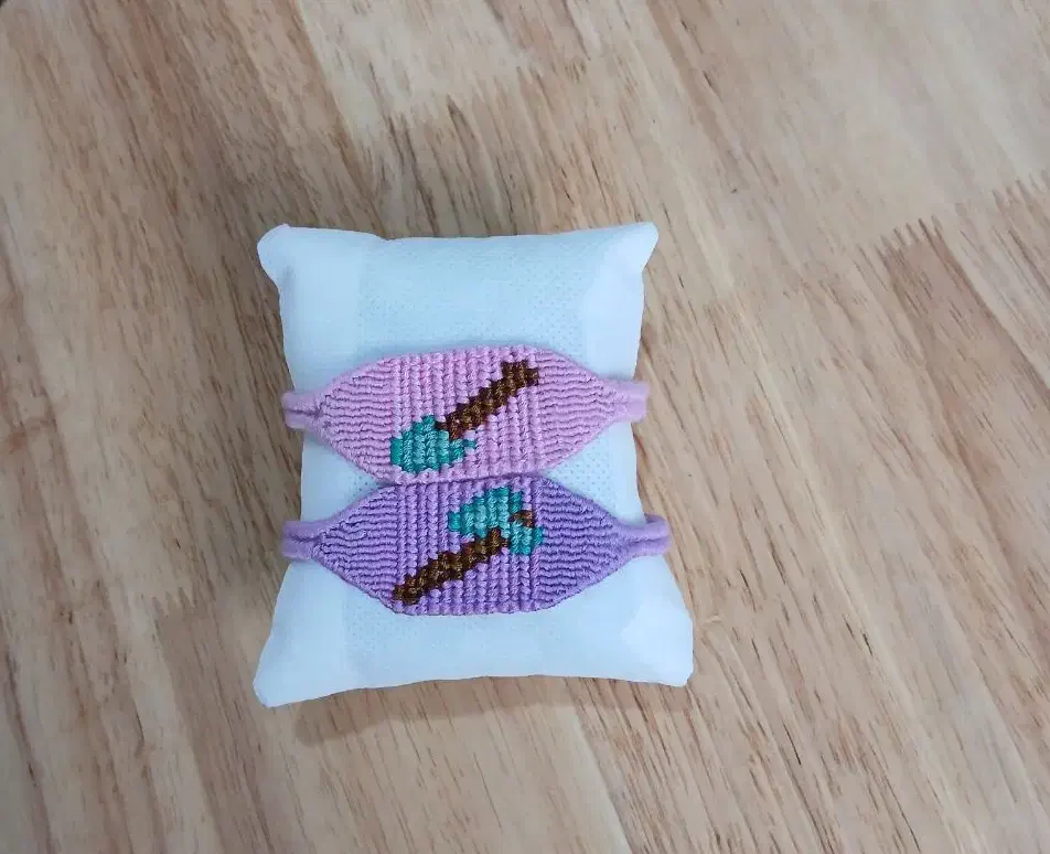 دستبند دوستی|صنایع دستی و سایر لوازم تزئینی|شیروان (خراسان), |دیوار