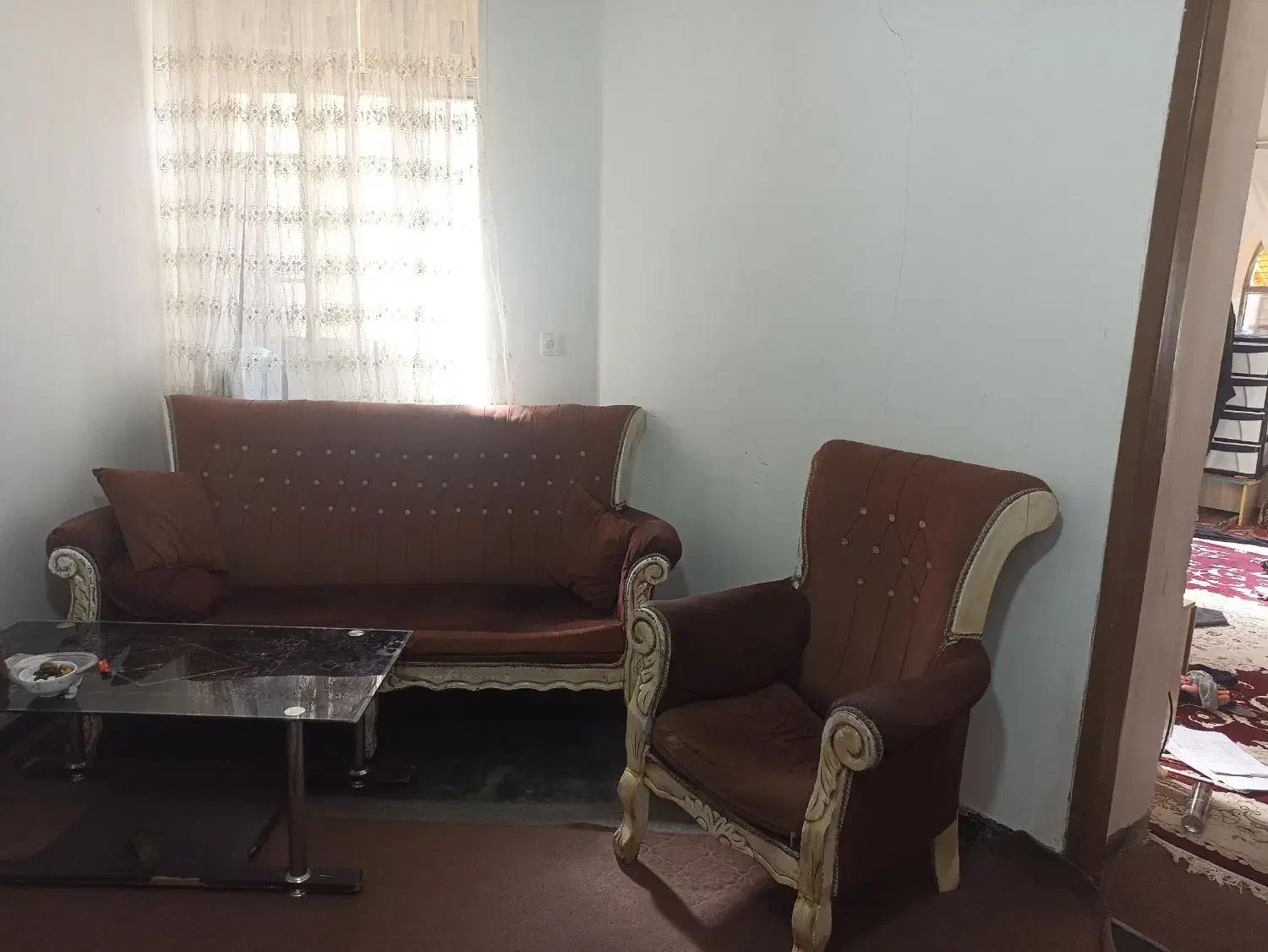 دو دست مبل  یه همراه یه میز عسلی|مبلمان خانگی و میز عسلی|زاهدان, |دیوار