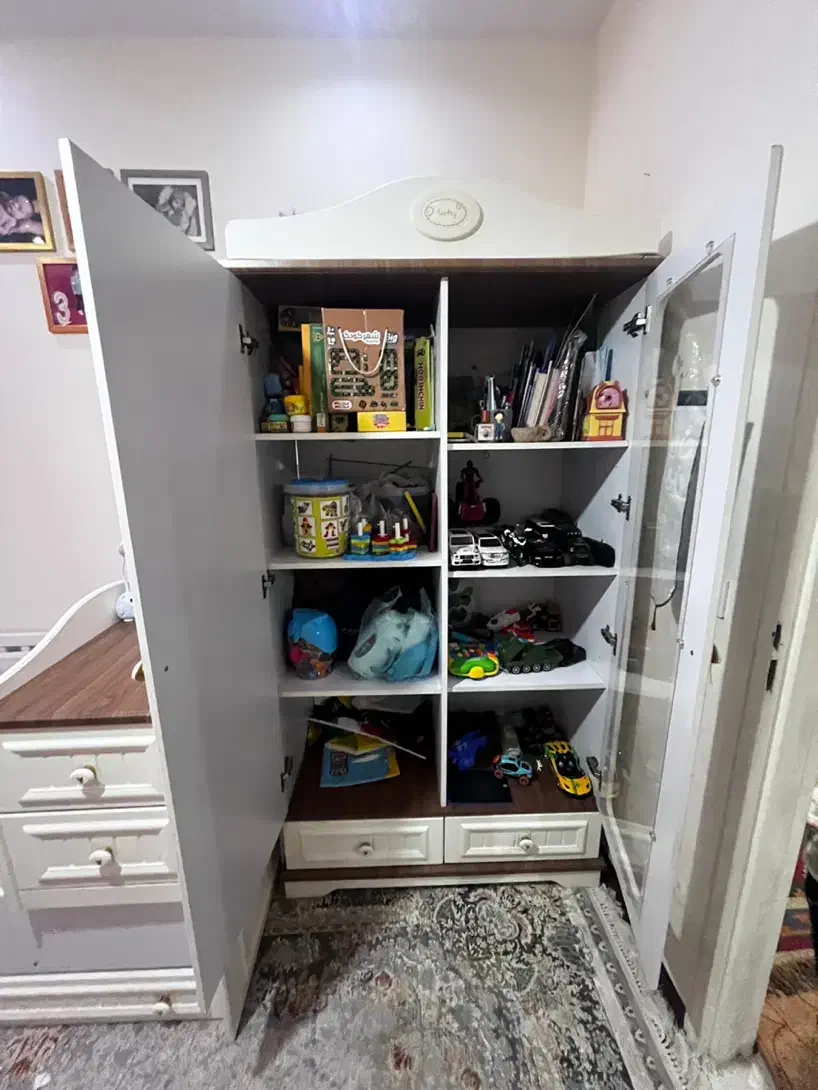 تخت و کمد دومنظوره کودک نوجوان برند آپادانا شرکتی|تخت و سرویس خواب|تهران, مجیدیه|دیوار