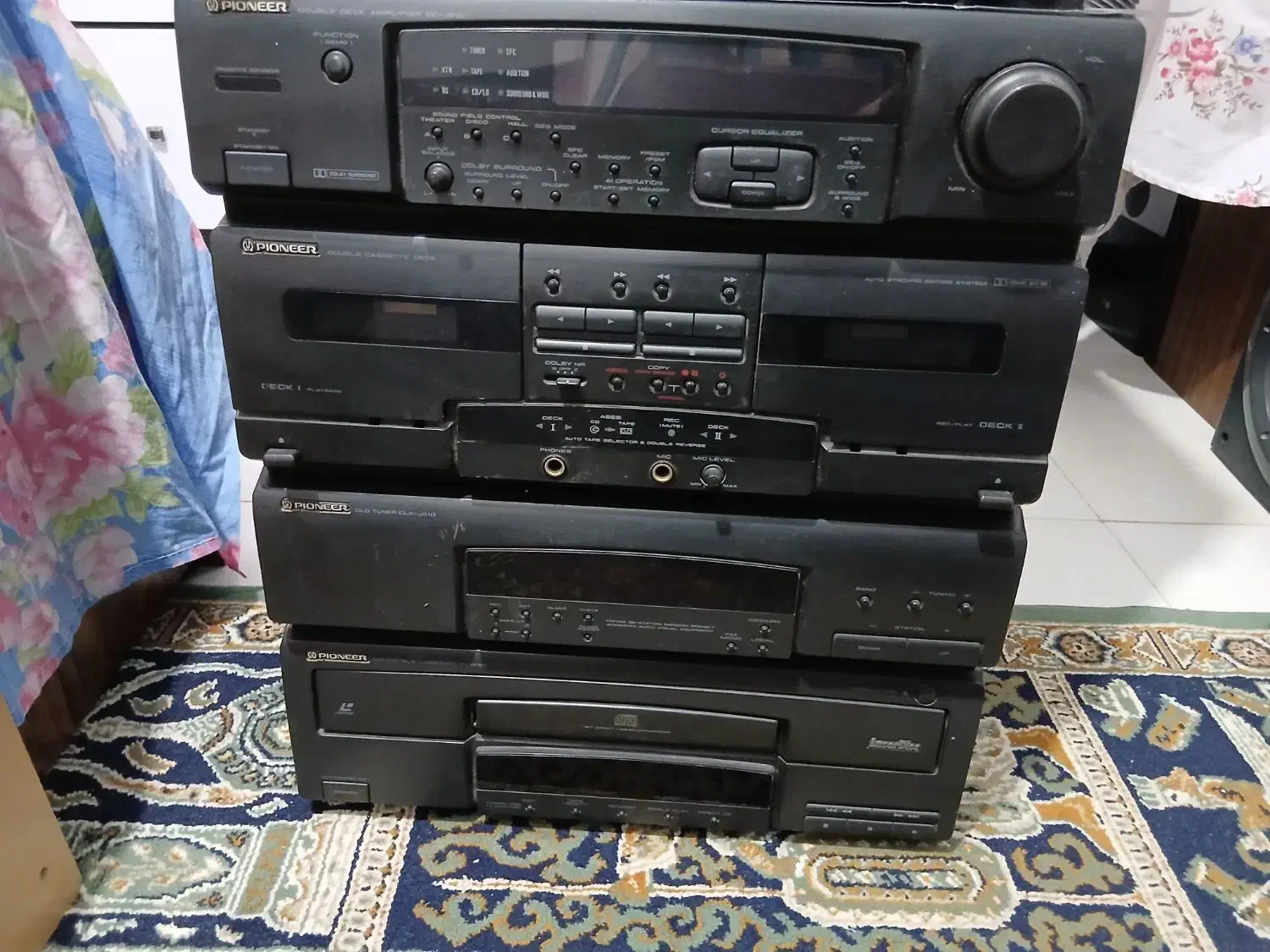 سه عدد کلگی ضبط سالم بخاطر نبود جا فروشی|صوتی و تصویری|مشهد, انقلاب|دیوار